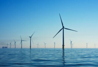 Offshore Wind Power: Revolutionizing Renewable Energy Production