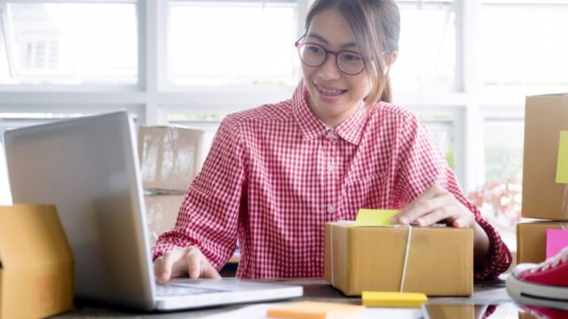 Mastering the art of selling on social media